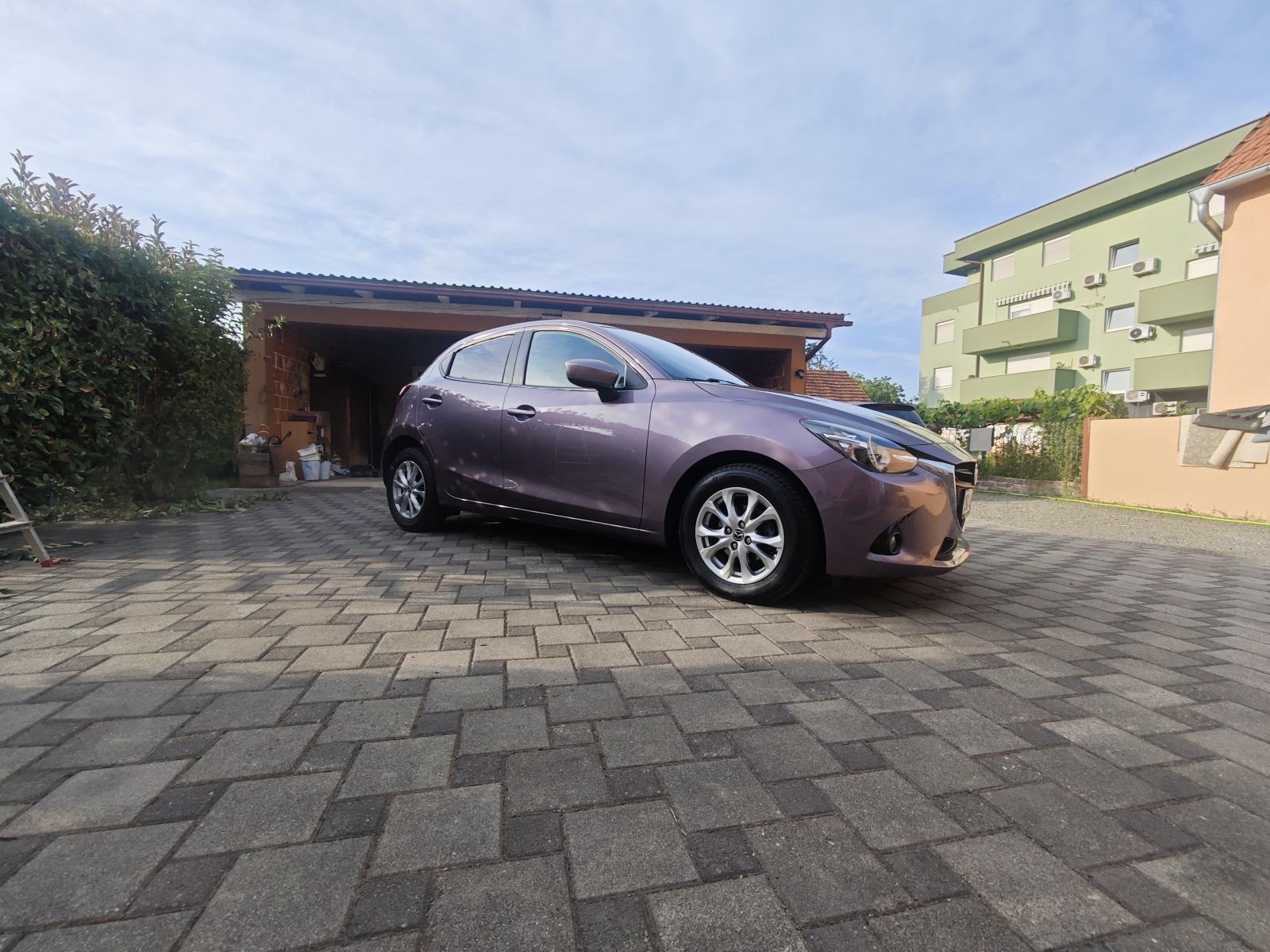 Mazda 2 SKAYACTIVE samo 80TKM, fotografija 5