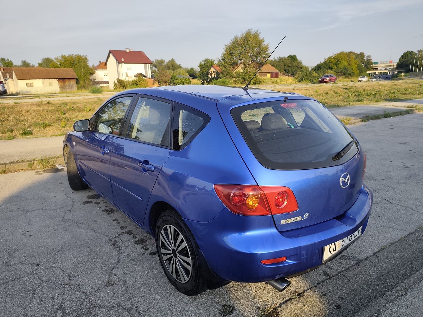 Mazda 3 1.4 I, fotografija 2