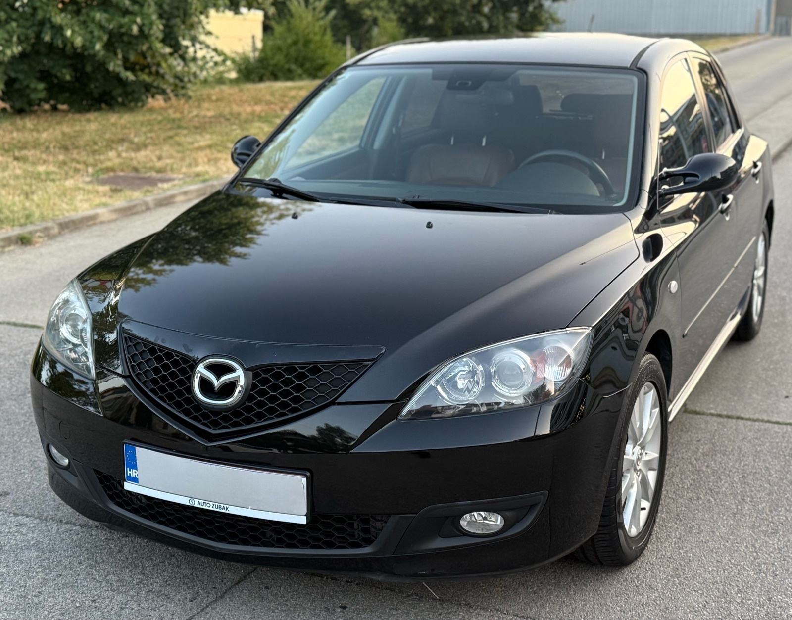 Mazda 3 1.6 CD•KOŽA•KLIMA•ALU FELGE•KAO NOV•, fotografija 2