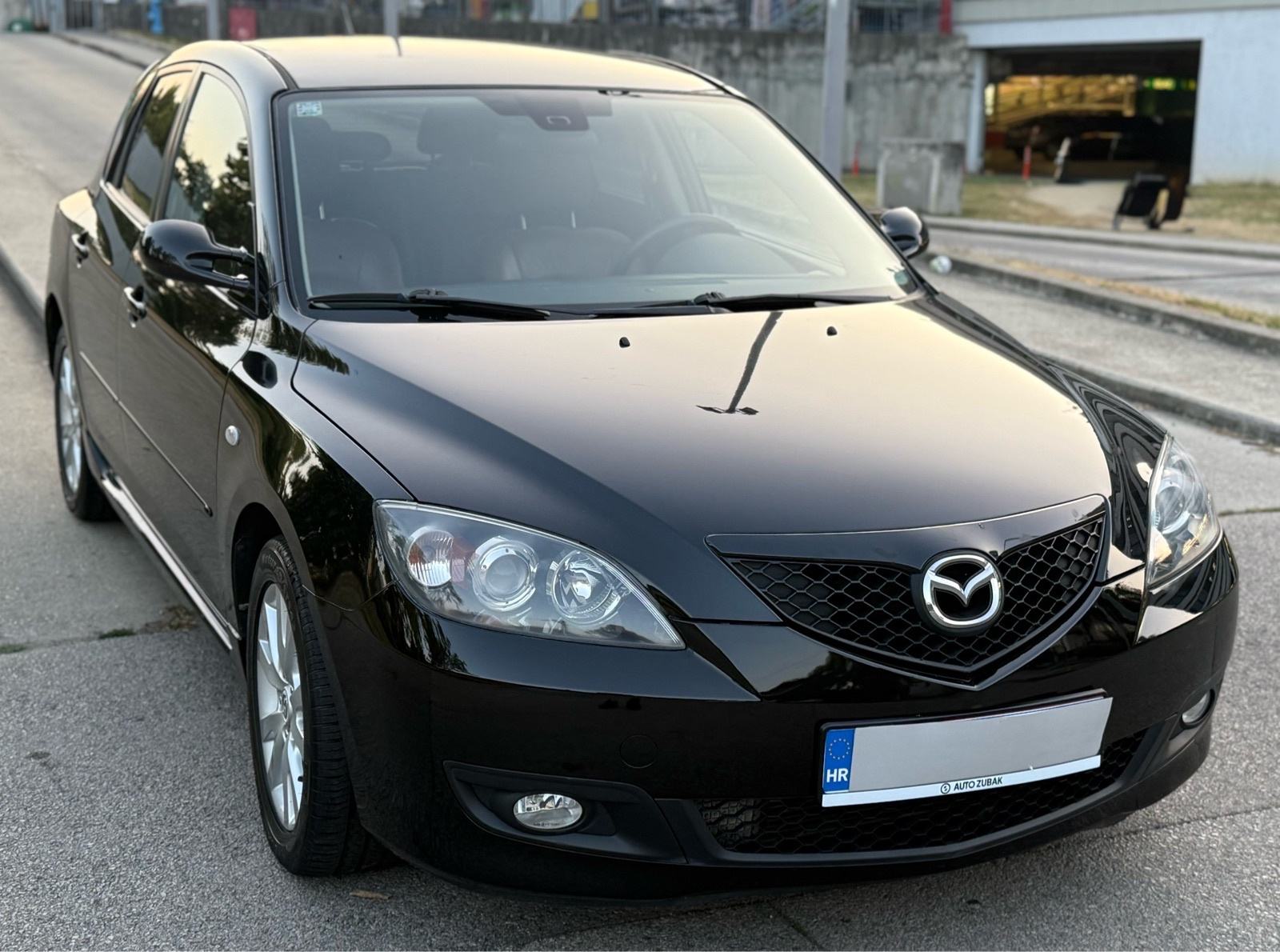 Mazda 3 1.6 CD•KOŽA•KLIMA•ALU FELGE•KAO NOV•, fotografija 5