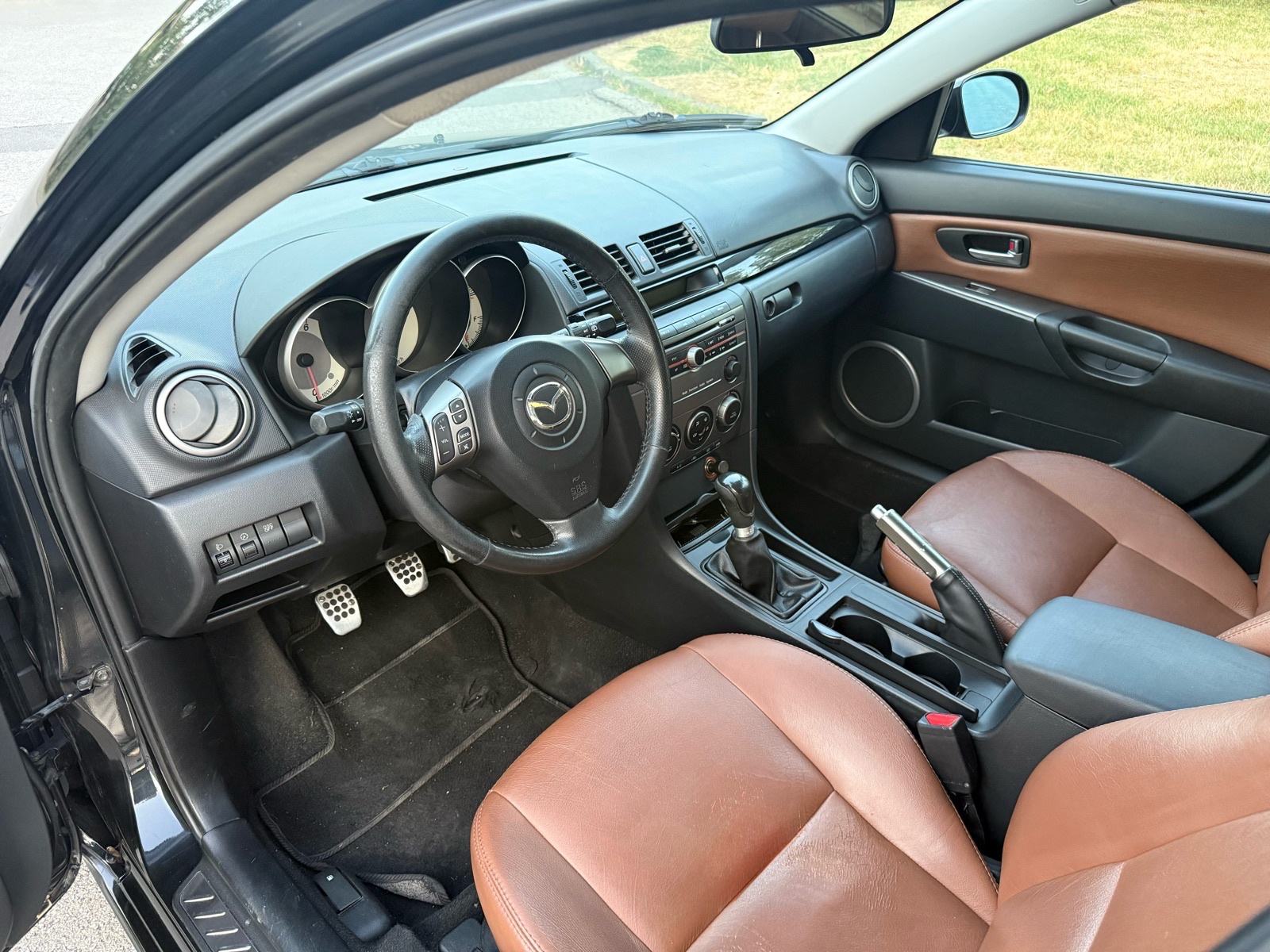 Mazda 3 1.6 CD•KOŽA•KLIMA•ALU FELGE•KAO NOV•, fotografija 16