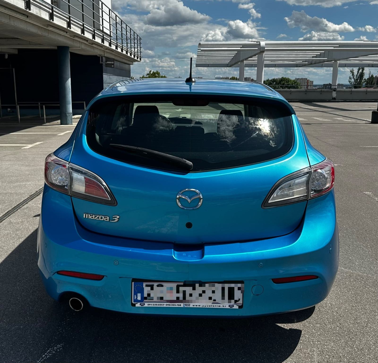 Mazda 3 1,6 CD*Odlično stanje*Veliki servis*Reg.02/27*Klima*, fotografija 6