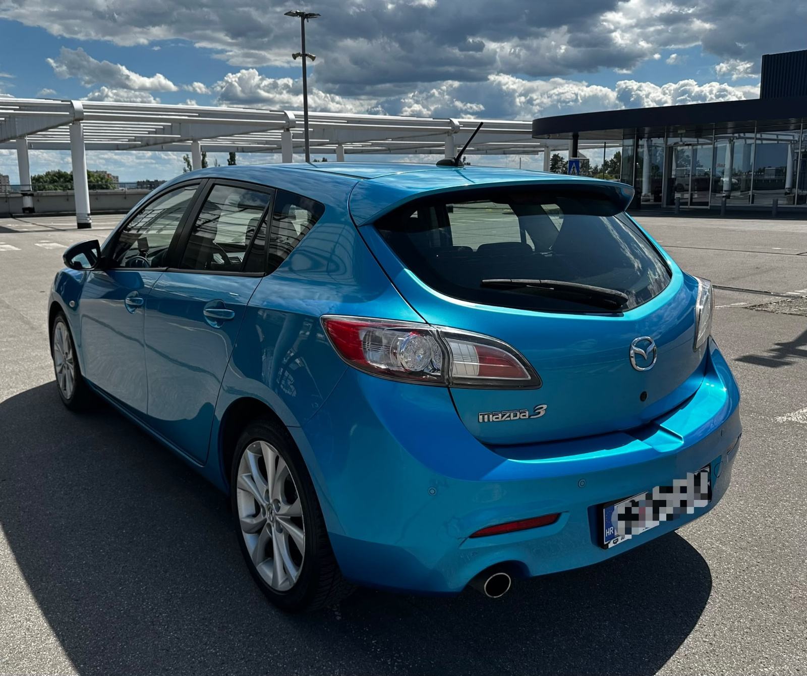 Mazda 3 1,6 CD*Odlično stanje*Veliki servis*Reg.02/27*Klima*, fotografija 7