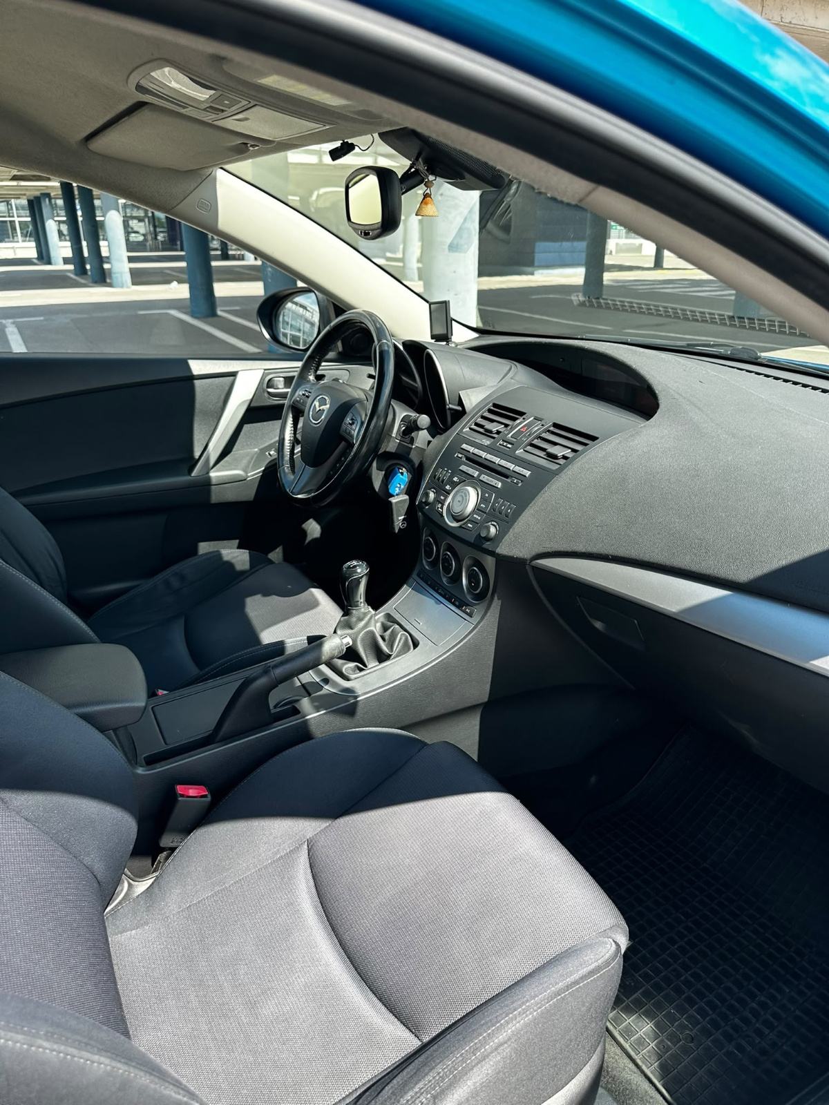 Mazda 3 1,6 CD*Odlično stanje*Veliki servis*Reg.02/27*Klima*, fotografija 14