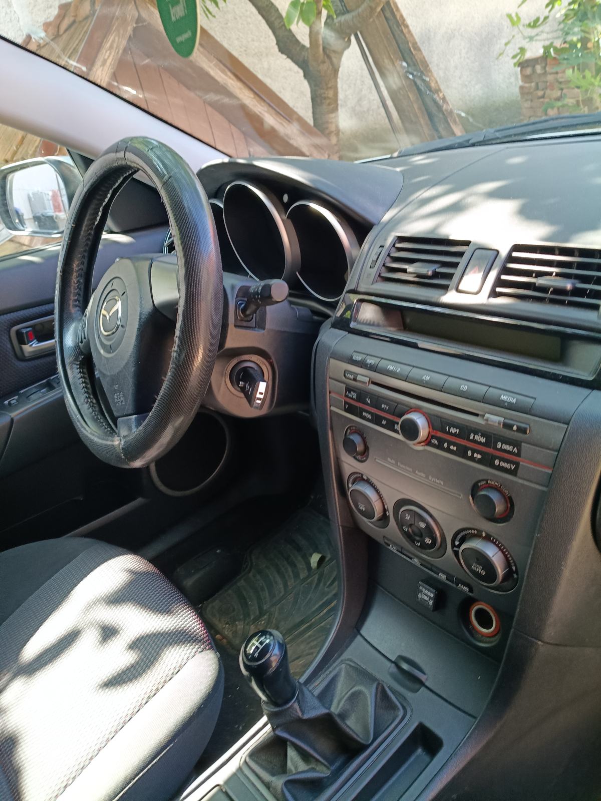 Mazda 3 1,6 i CE + PLIN, fotografija 4