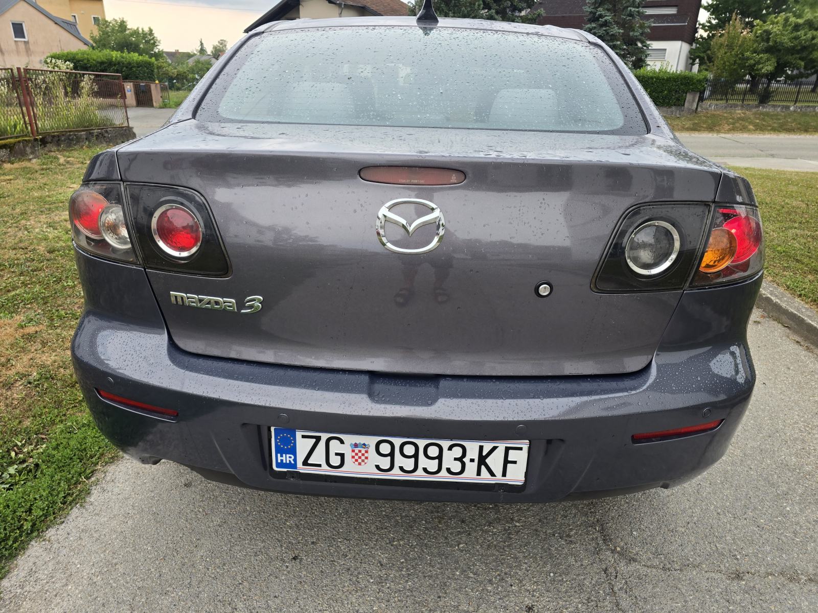 Mazda 3 1.6 diesel 80 kw. Reg 4/2027 može na kreditne kartice, fotografija 6