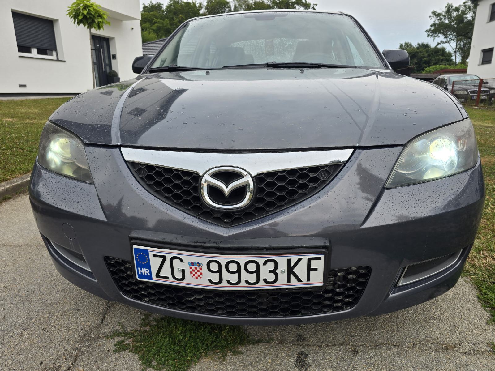 Mazda 3 1.6 diesel 80 kw. Reg 4/2027 može na kreditne kartice, fotografija 8