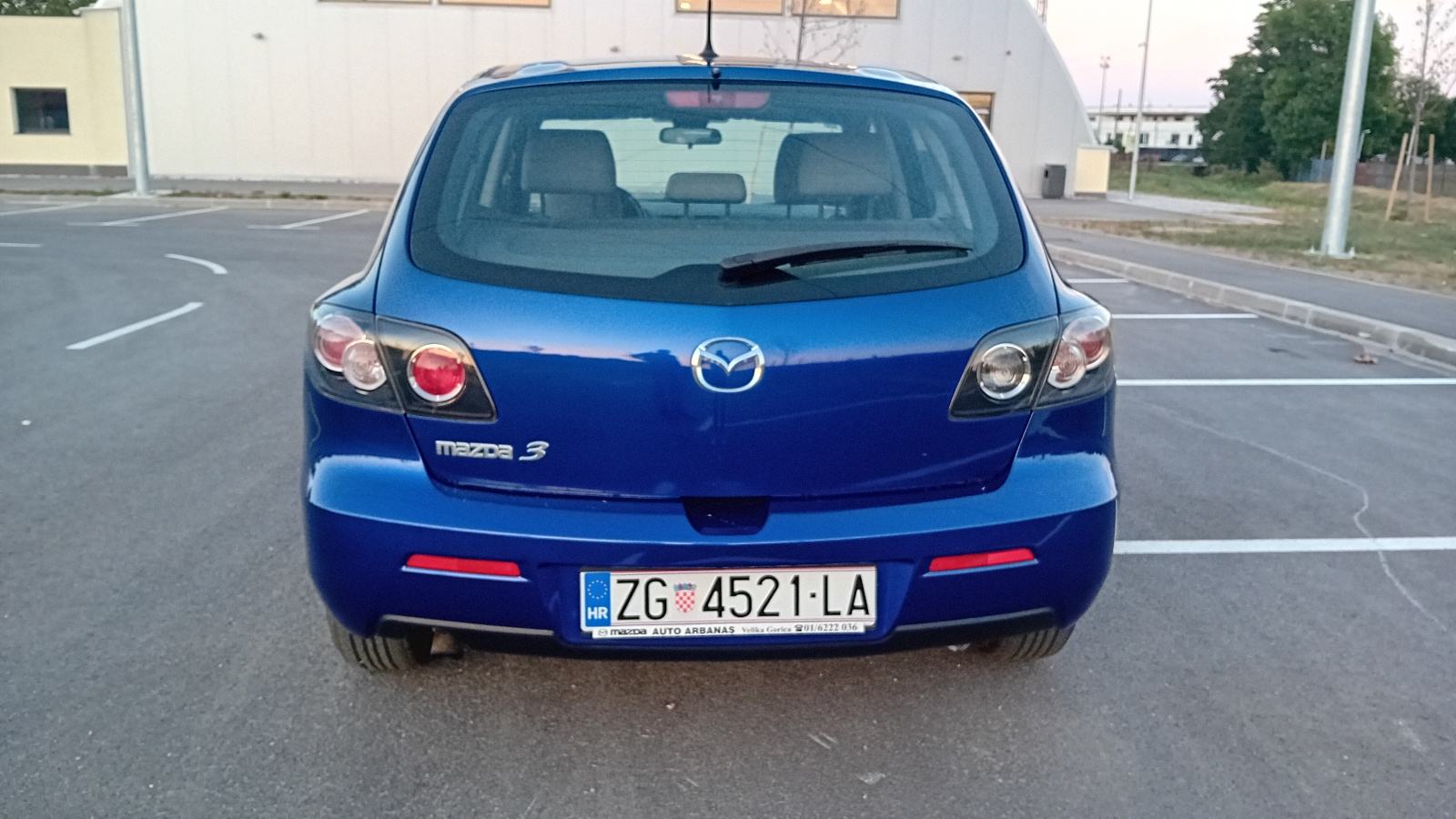 Mazda 3 1.6 diesel HR VOZILO samo 138.000 km reg. do 03/27, fotografija 3