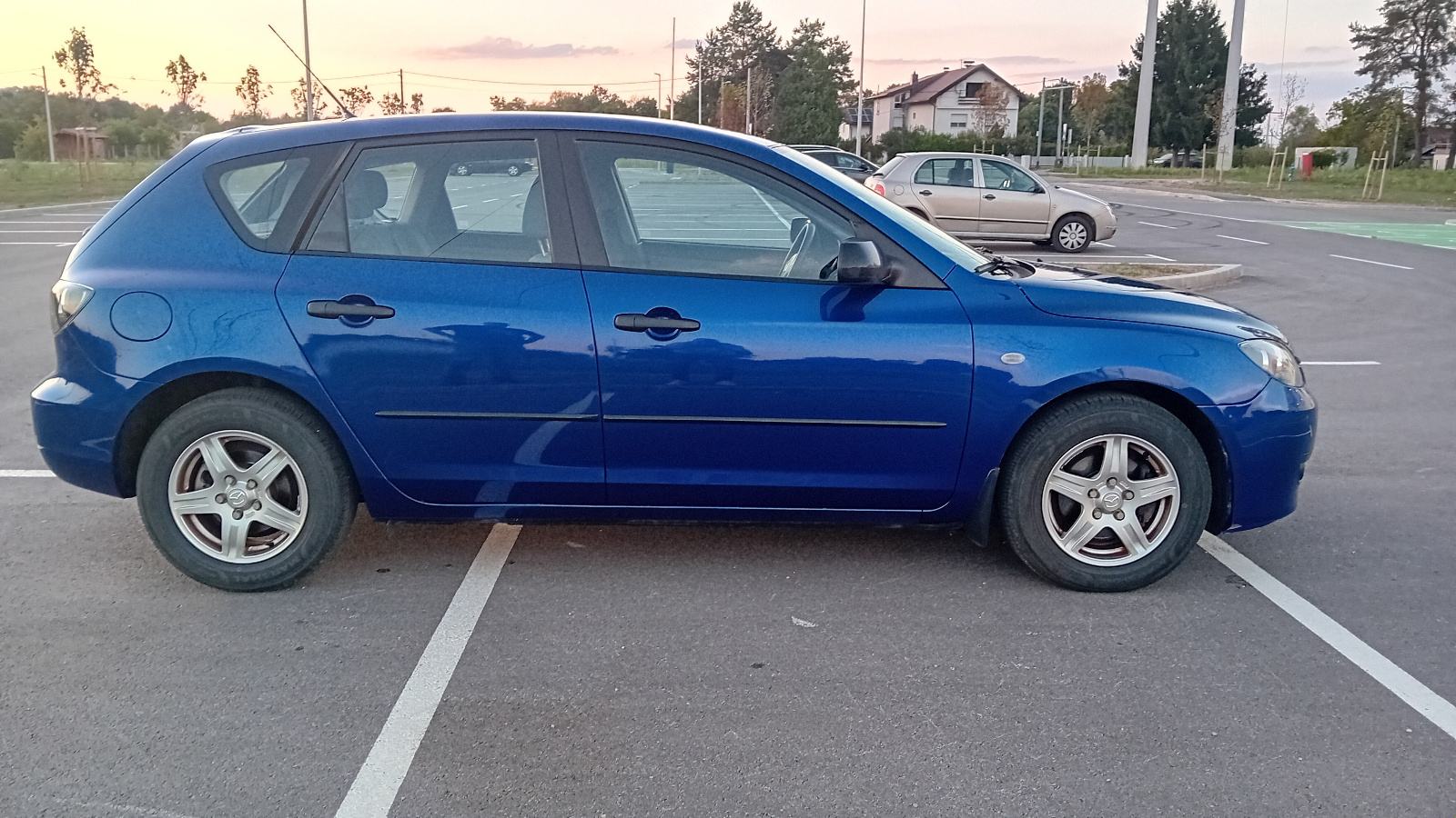 Mazda 3 1.6 diesel HR VOZILO samo 138.000 km reg. do 03/27, fotografija 5