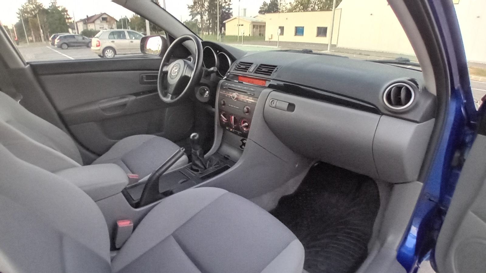 Mazda 3 1.6 diesel HR VOZILO samo 138.000 km reg. do 03/27, fotografija 10