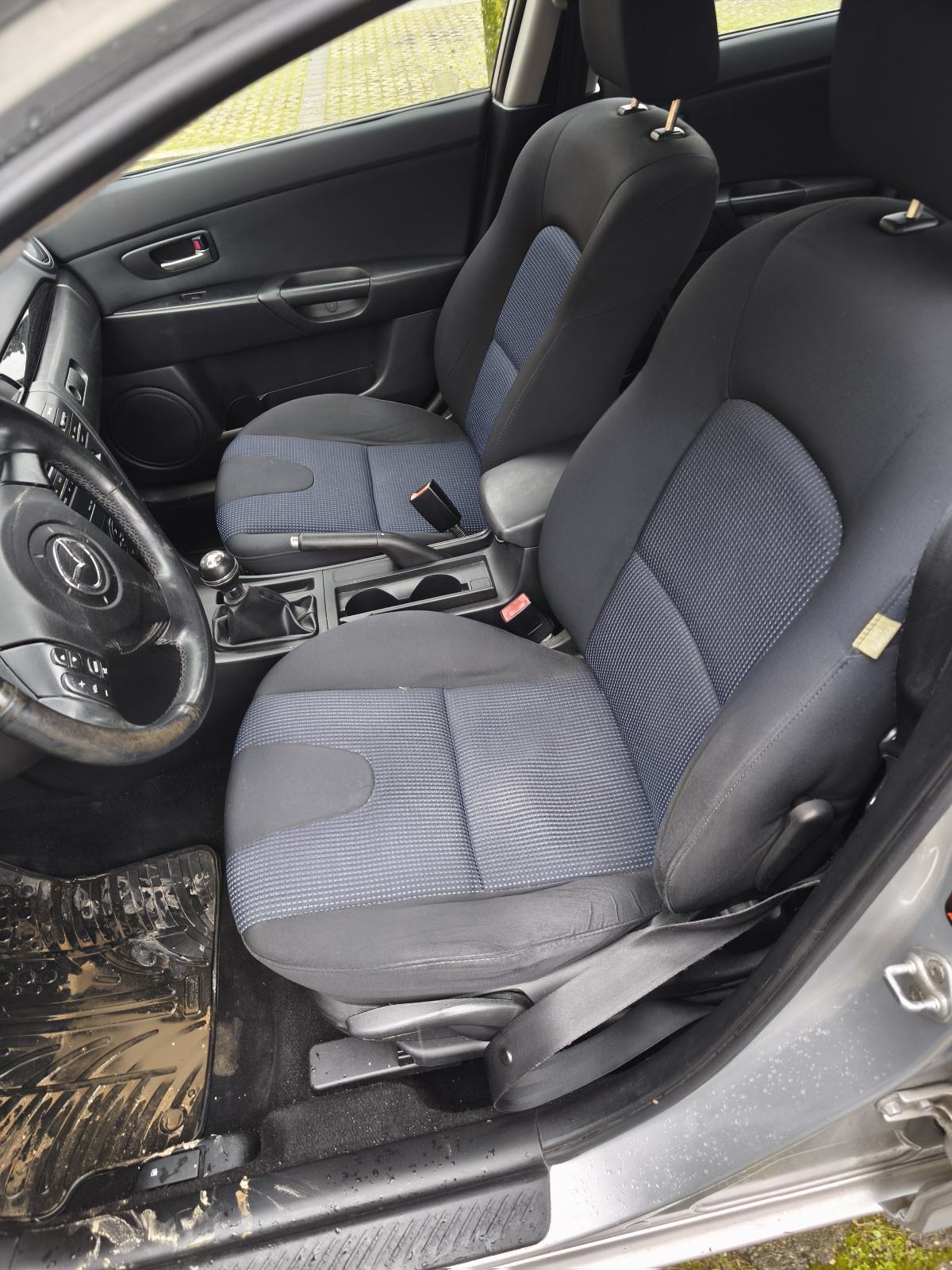 Mazda 3 1.6 i reg. do 04/27, fotografija 7