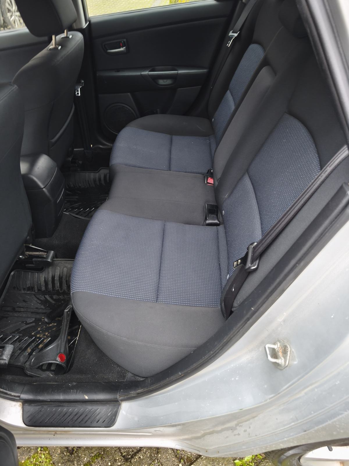 Mazda 3 1.6 i reg. do 04/27, fotografija 8