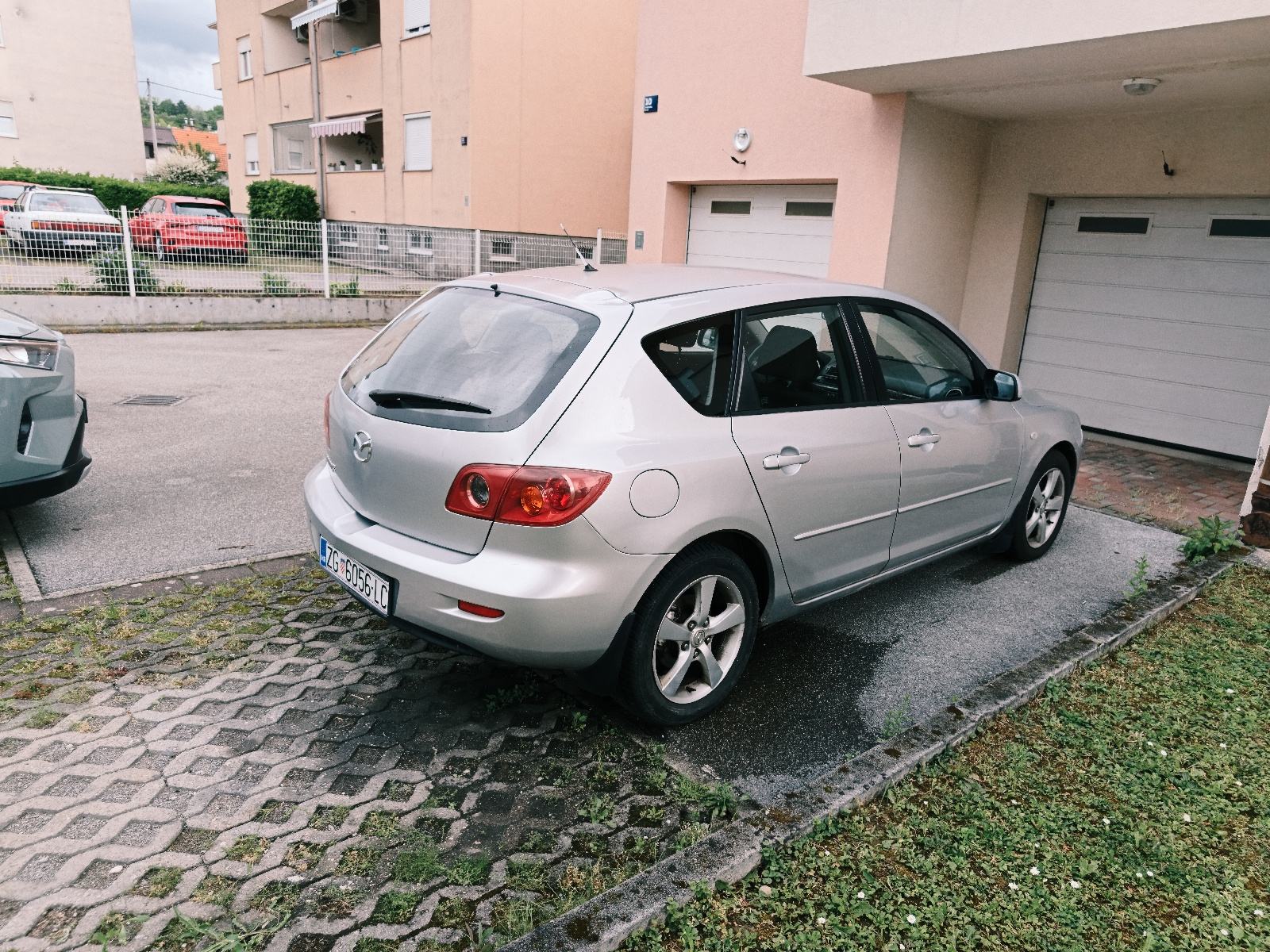 Mazda 3 1.6 i reg. do 04/27, fotografija 3