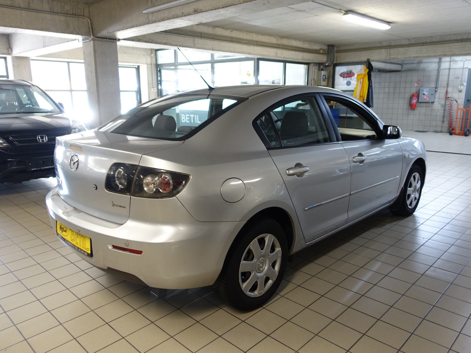 Mazda 3 1,6 i TE / HR auto / REG. DO 10/2026., fotografija 5