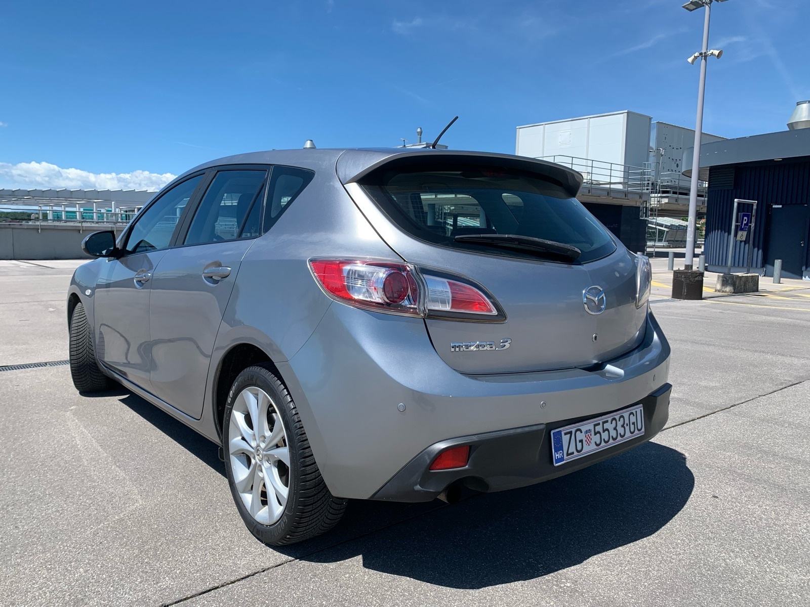 Mazda 3 1,6 CD 85kW/115KS 151.047km, REGISTRIRAN GODINU DANA, fotografija 6