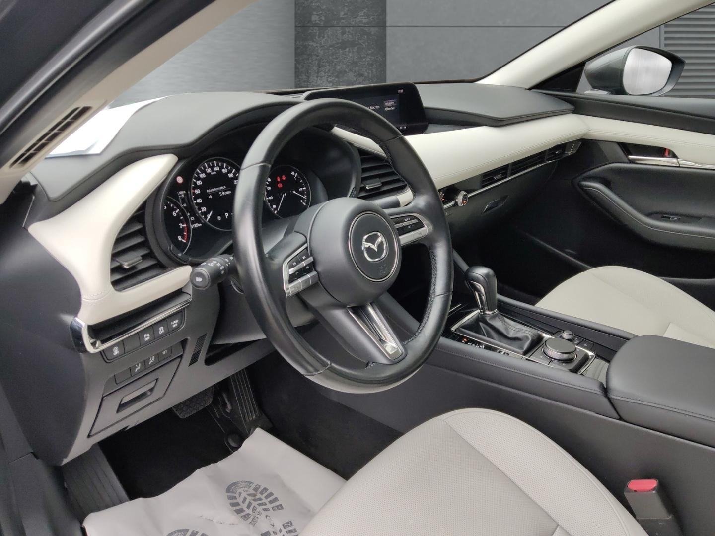 Mazda 3 2.0 e-SkyActiv-X 186 AUTOMATIK 4-VRATA HUD NAVI ACC MATRIX-LED, fotografija 7