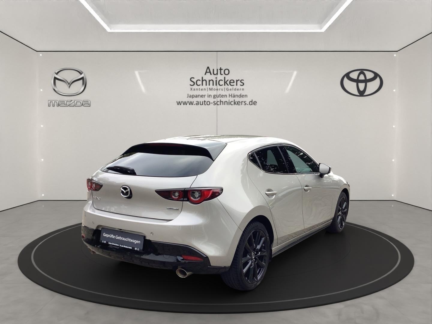 Mazda 3 2.0 e-SkyActiv-X 186 BOSE ACC HUD KAMER360 BOJA PlatinumQuartz, fotografija 15