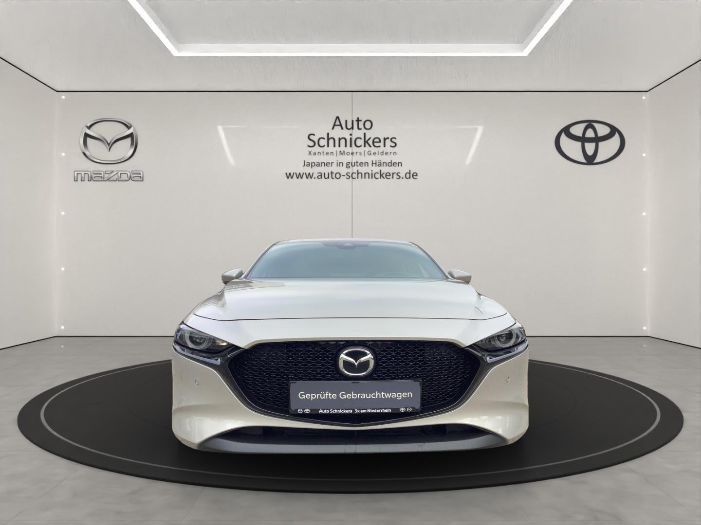 Mazda 3 2.0 e-SkyActiv-X 186 BOSE ACC HUD KAMER360 BOJA PlatinumQuartz, fotografija 3