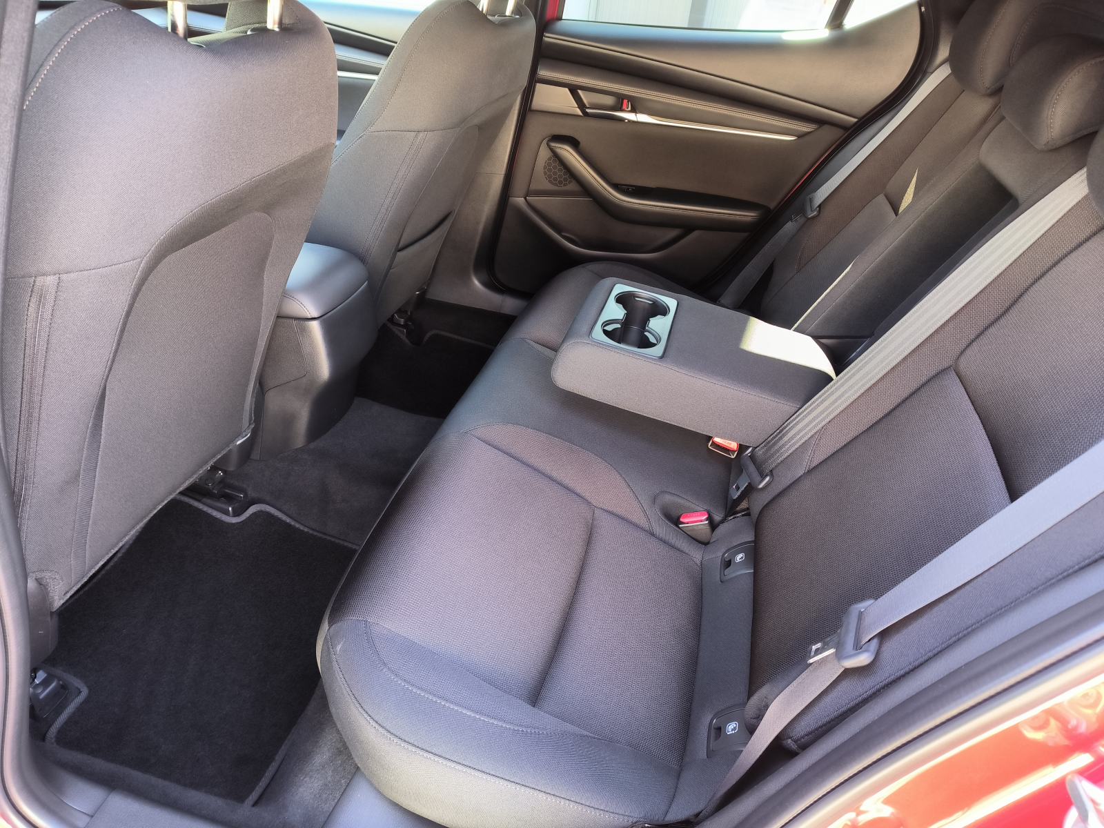 Mazda 3 2.0 M-HYBRID, SELECTION, SERVISNA, JAMSTVO, REG. 1 GODINU, fotografija 14