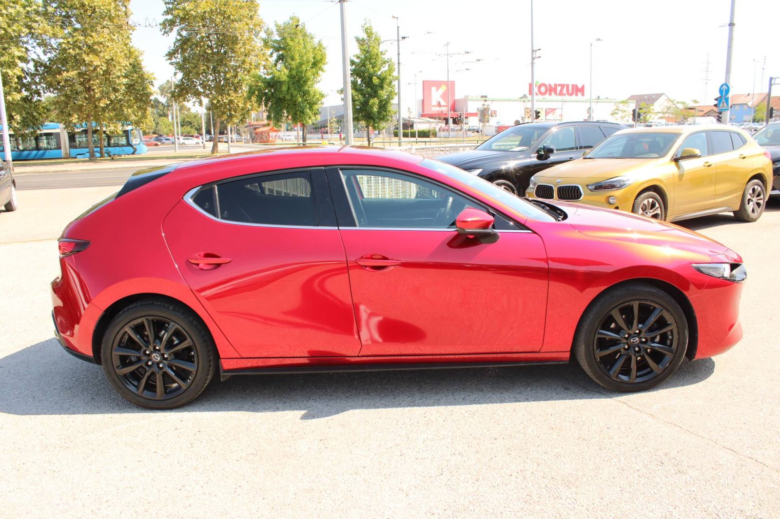 Mazda 3 2.0 X186 *HEAD-UP, LED, NAVIGACIJA, KAMERA* - nije uvoz, fotografija 4