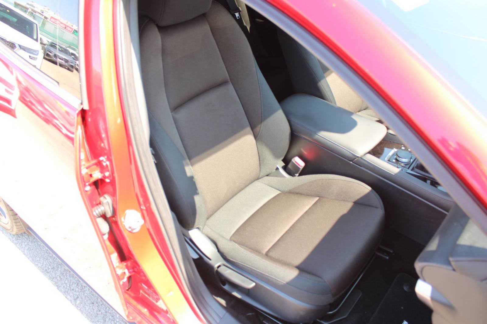 Mazda 3 2.0 X186 *HEAD-UP, LED, NAVIGACIJA, KAMERA* - nije uvoz, fotografija 13