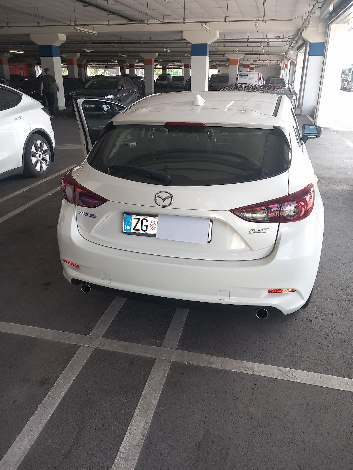 Mazda 3 2.0 benzin, fotografija 10