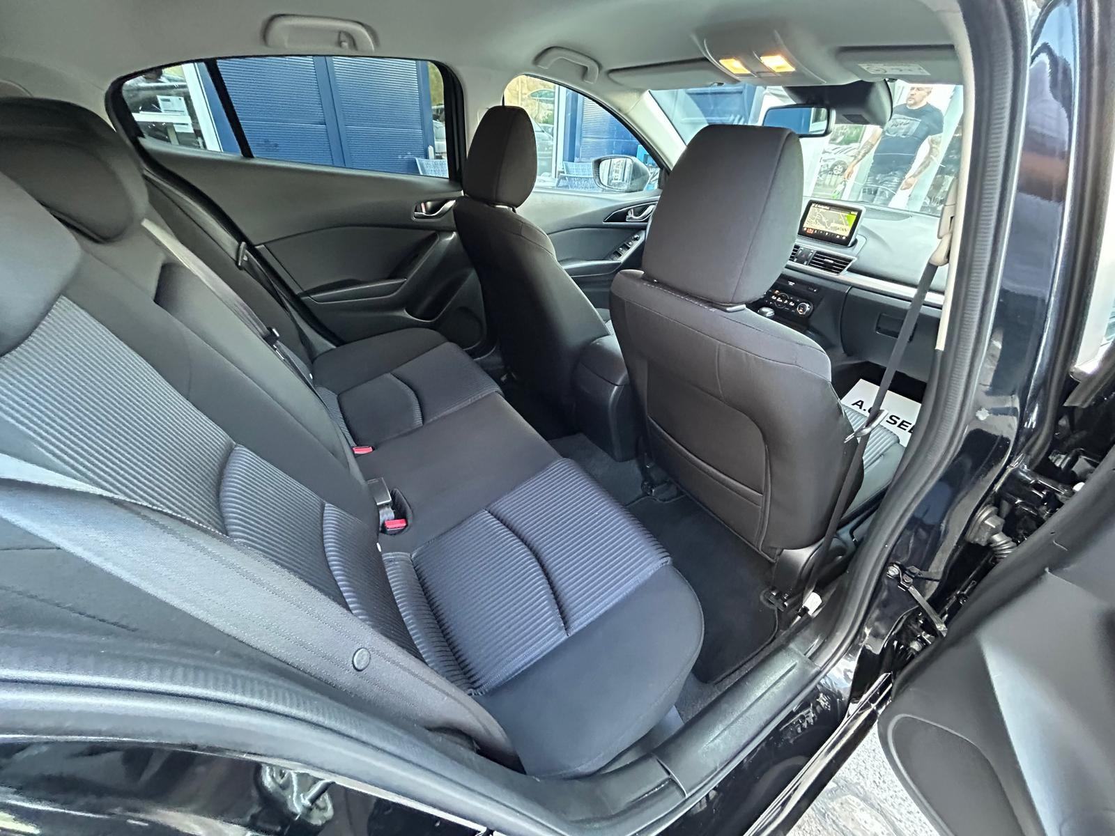 Mazda 3 2.2D - 2017 - AUTOMATIK - 150000km - GARANCIJA - REG.1.GOD. !, fotografija 19