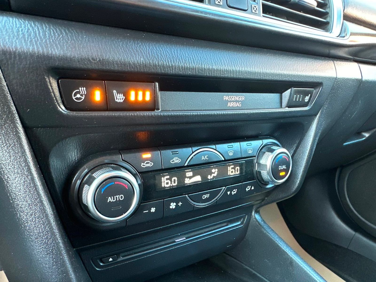 MAZDA 3 2,2D TRANSFOMERS,2017,KOŽA,KAMERA,XENON,CIJENA: 9.700€, fotografija 17