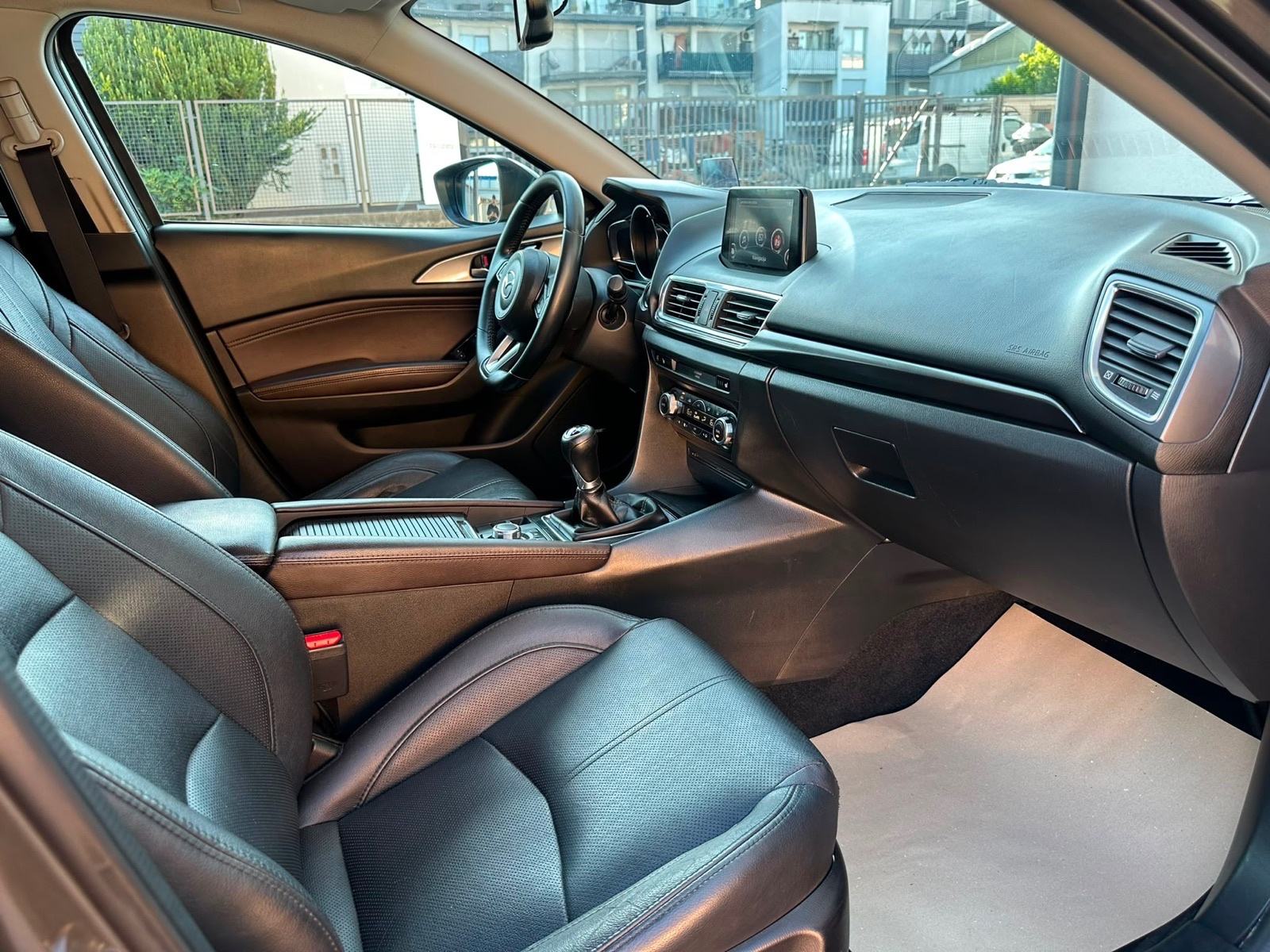 MAZDA 3 2,2D TRANSFOMERS,2017,KOŽA,KAMERA,XENON,CIJENA: 9.700€, fotografija 9