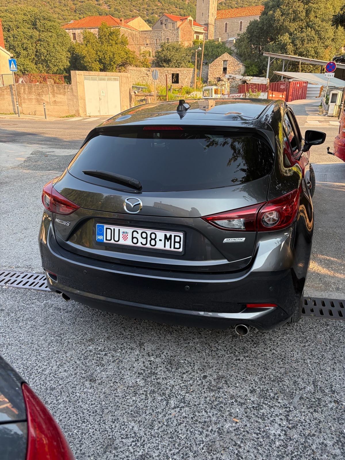 Mazda 3 2.2tdi, fotografija 4