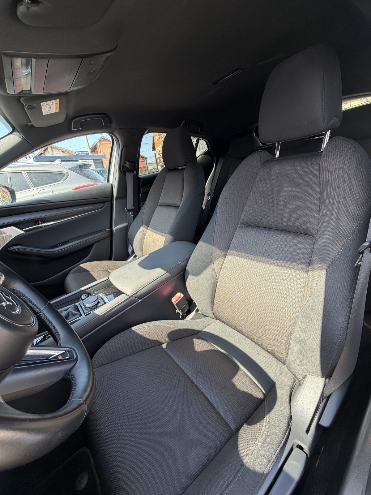 Mazda 3 automatik 1.8D *JAMSTVO* *LEASING* 360kamera, head up, navi…, fotografija 12