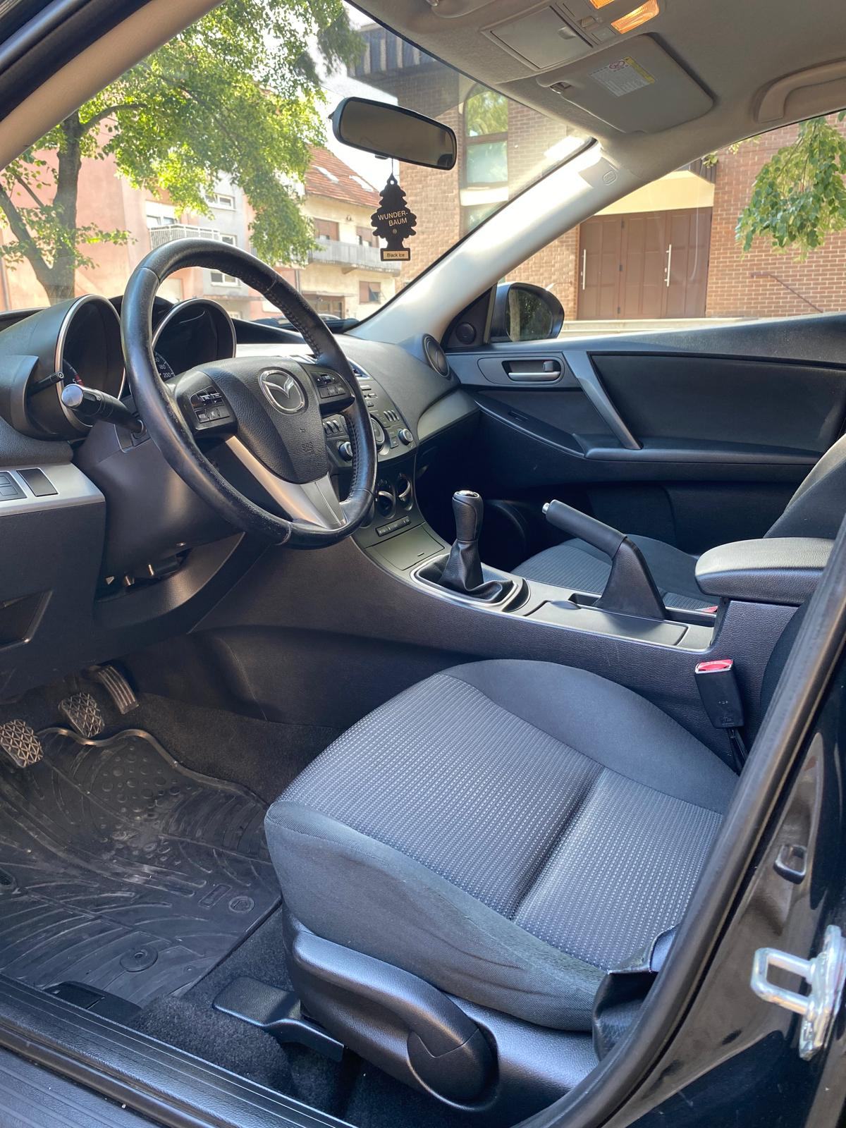 Mazda 3 CD116 CE, fotografija 10