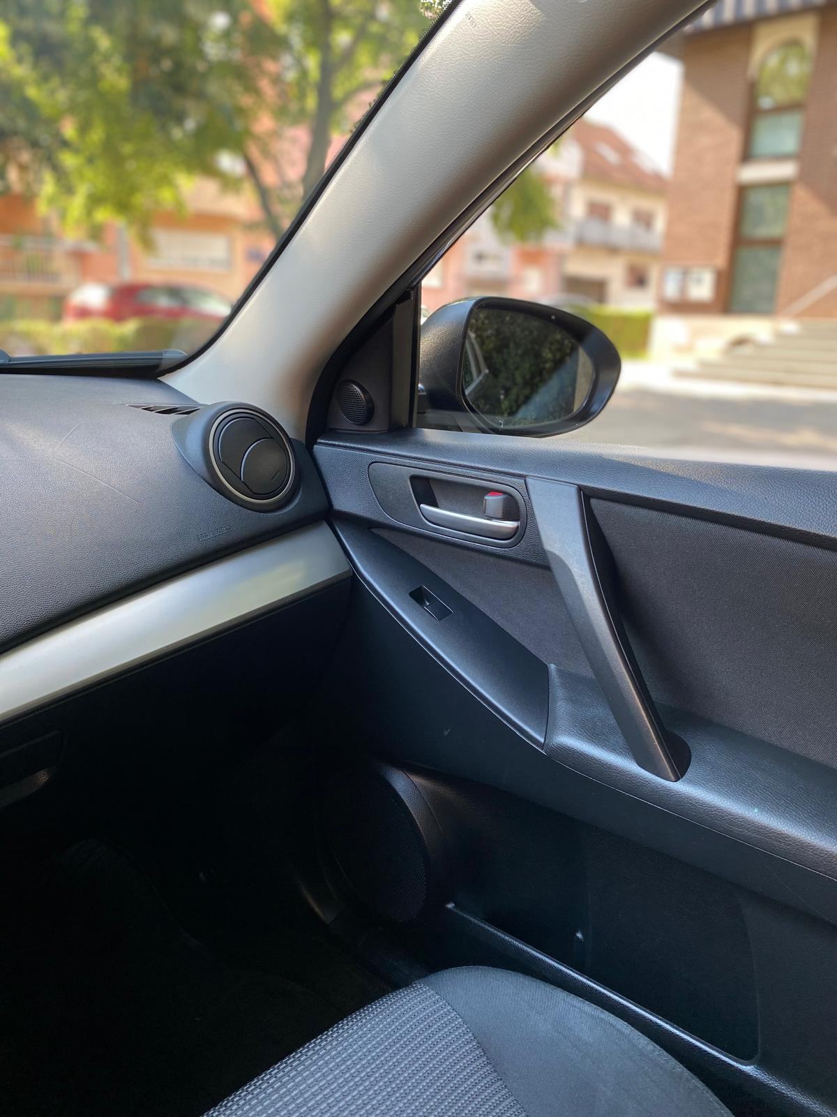 Mazda 3 CD116 CE, fotografija 12
