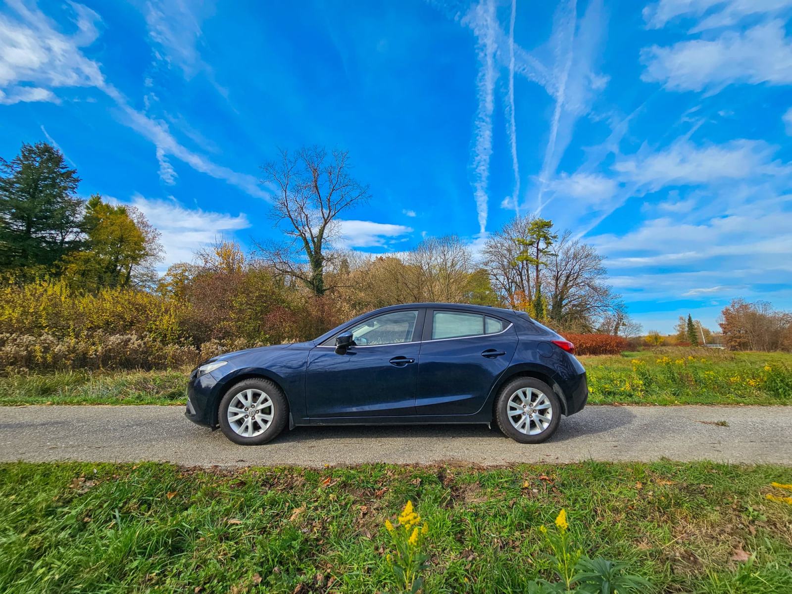 Mazda 3 CD150, 2.2 Skyactive - HR -NIJE UVOZ- Reg 02.2027, fotografija 4