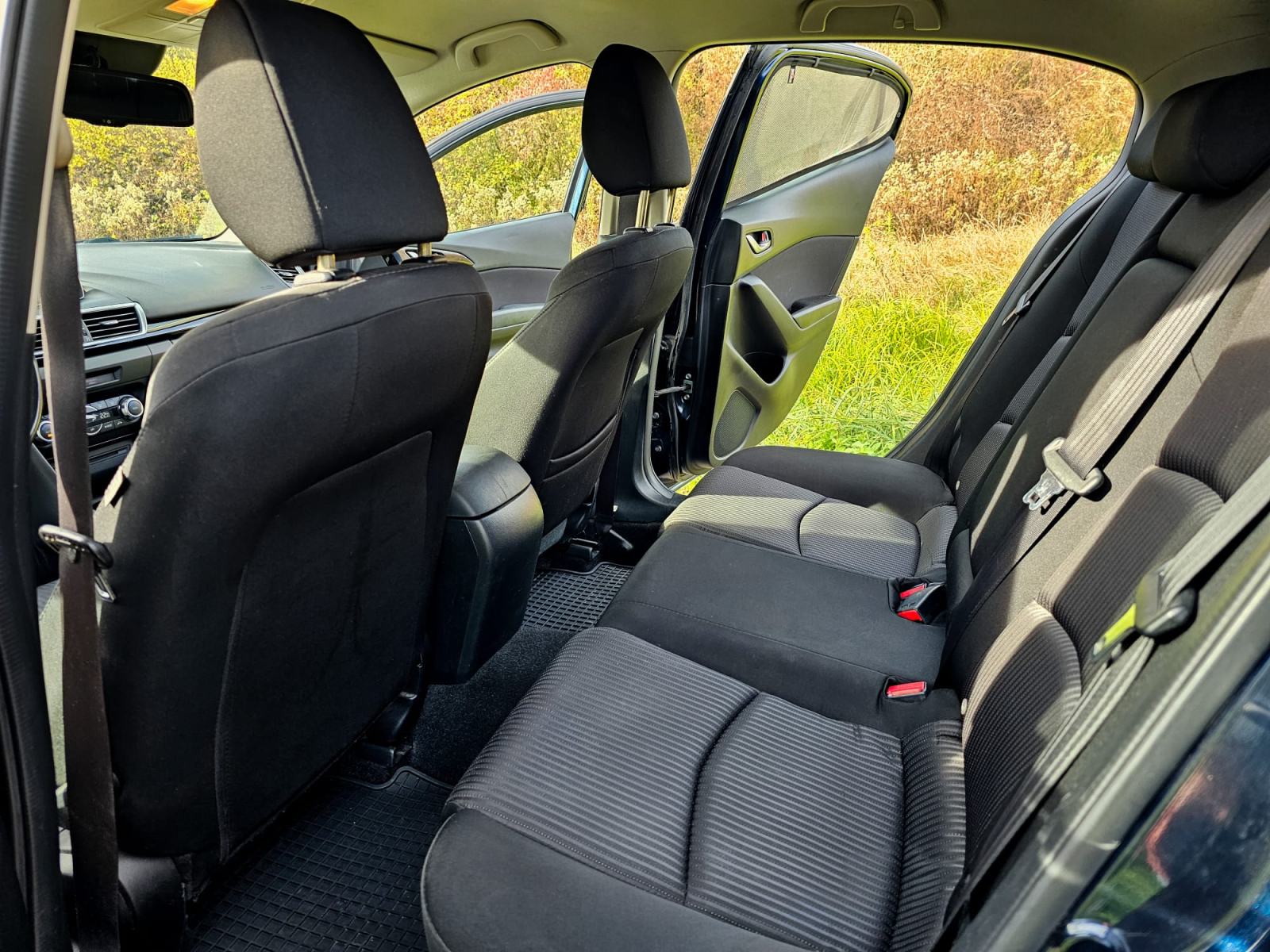Mazda 3 CD150, 2.2 Skyactive - HR -NIJE UVOZ- Reg 02.2027, fotografija 7