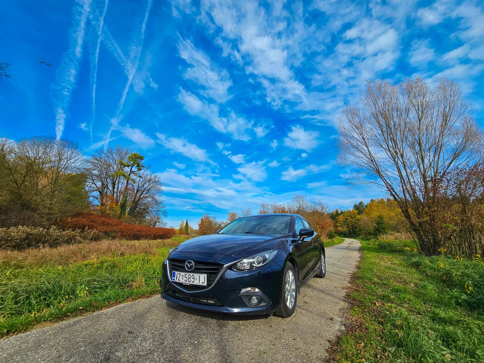 Mazda 3 CD150, 2.2 Skyactive - HR -NIJE UVOZ- Reg 02.2027, fotografija 17