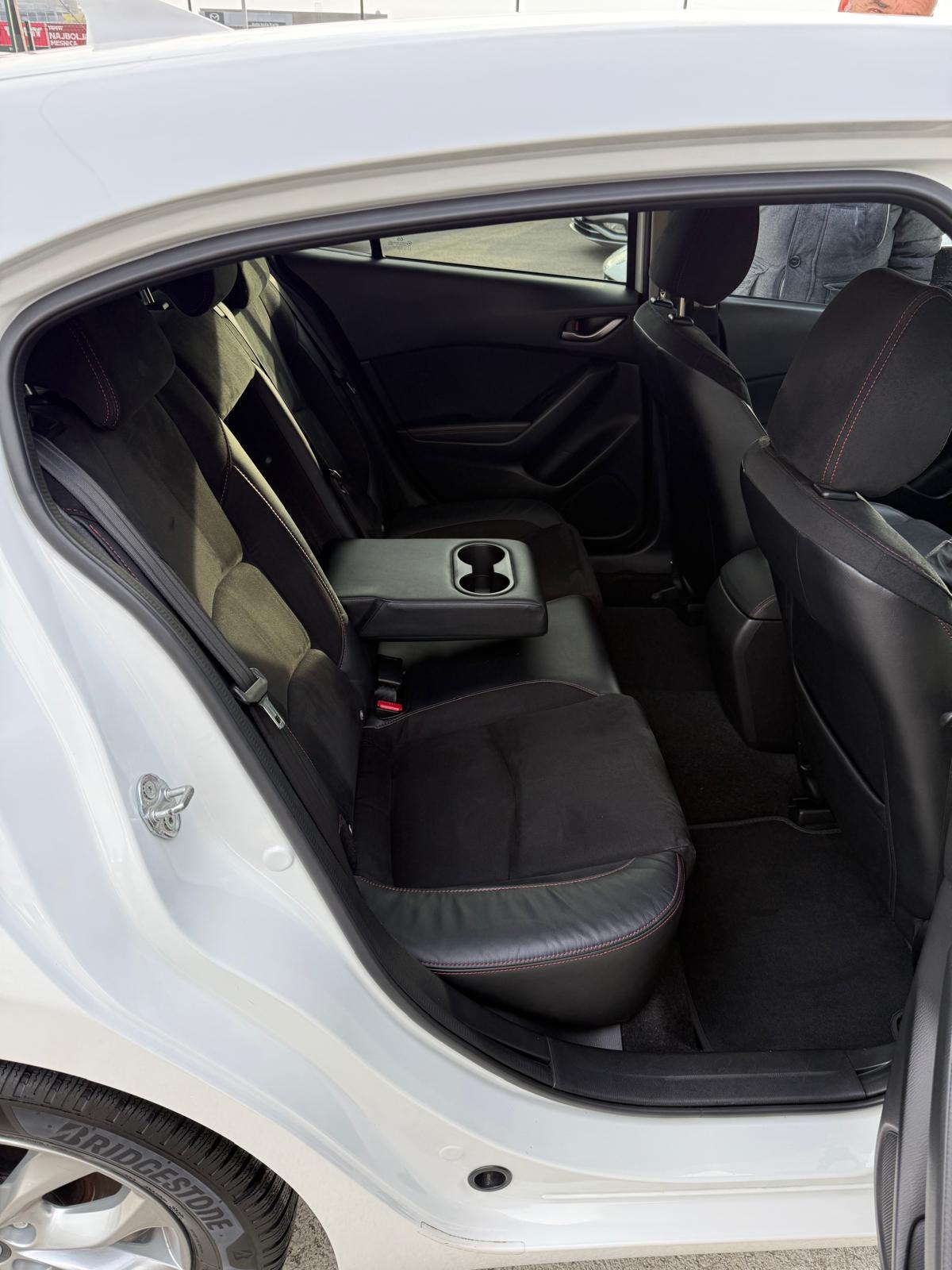 Mazda 3 CD150 °NAVI°KAMERA°KOŽA/ALCANTARA°GRIJANJE SJ.°REG:11/2026°, fotografija 14