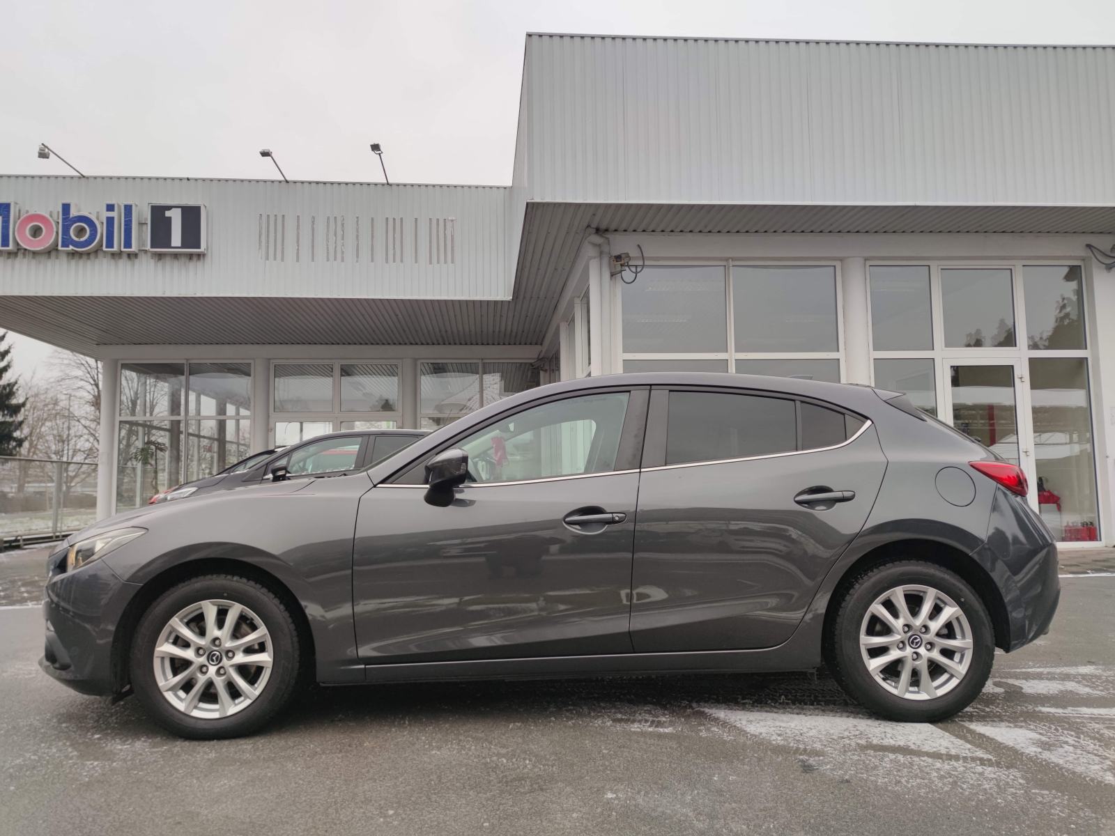Mazda 3 CD150 NAVI SENZORI RVM SCBS TEMPOMAT GRIJANJE SJEDALA, fotografija 8