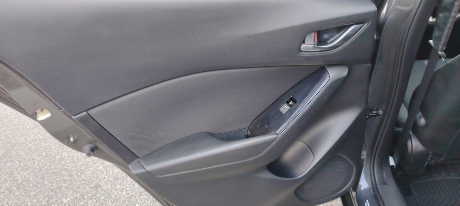 Mazda 3 CD150, fotografija 17