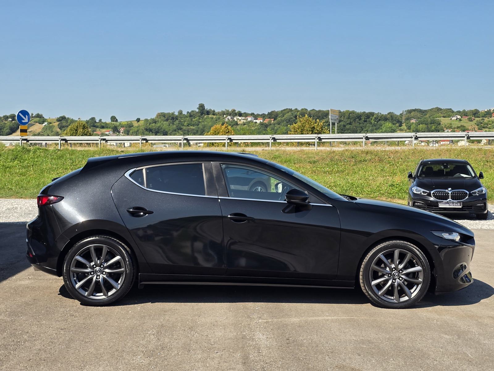 Mazda 3 D116 1,8 SKYACTIV-D⭐HEAD-UP, GRIJANJE VOLANA⭐, fotografija 4