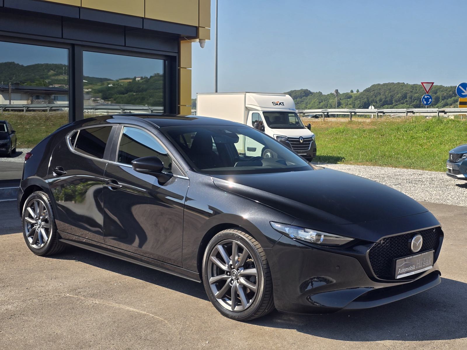 Mazda 3 D116 1,8 SKYACTIV-D⭐HEAD-UP, GRIJANJE VOLANA⭐, fotografija 3