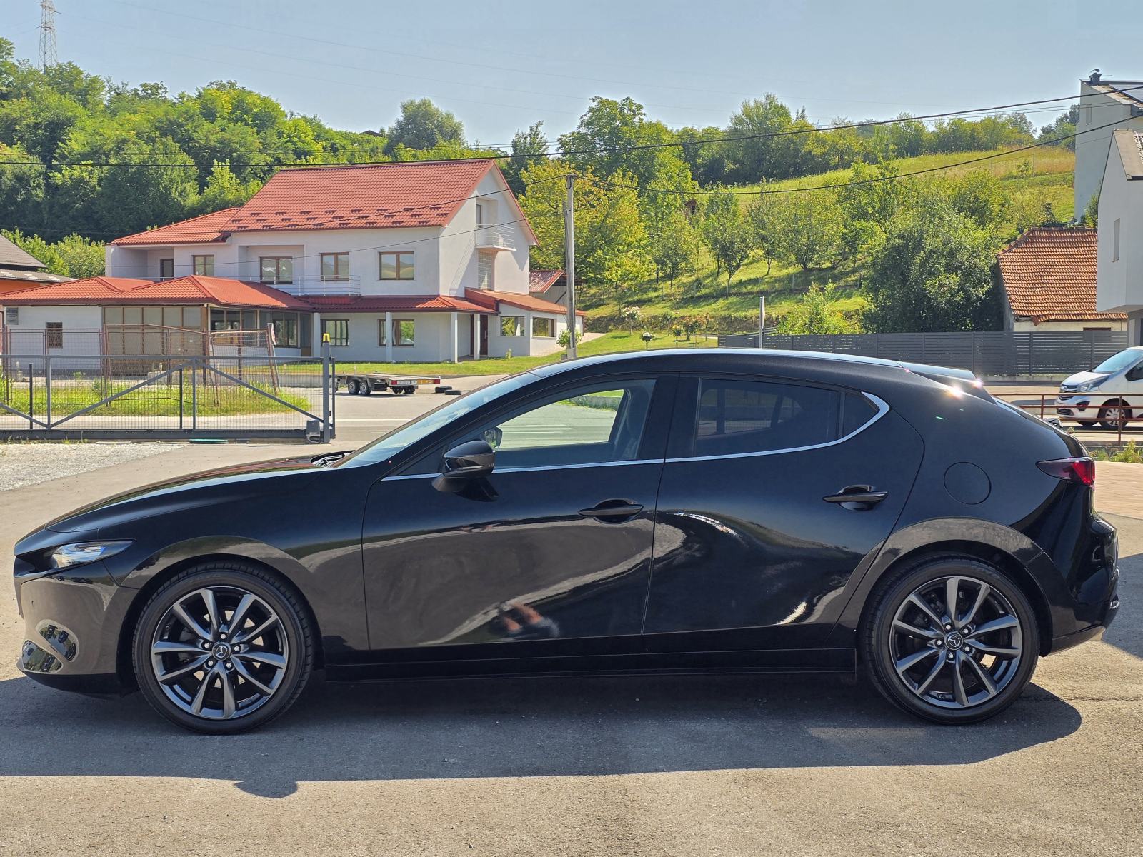 Mazda 3 D116 1,8 SKYACTIV-D⭐HEAD-UP, GRIJANJE VOLANA⭐, fotografija 8