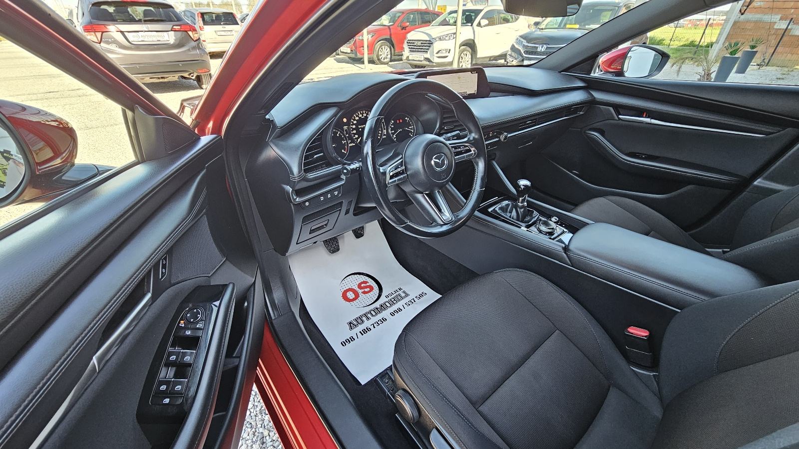 Mazda 3 1.8 D,LED,HEAD,UP,NAVIGACIJA,PDC,,HR AUTO,ZAMJENA,REG.5/2027, fotografija 14