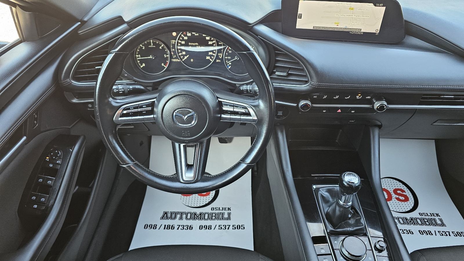 Mazda 3 1.8 D,LED,HEAD,UP,NAVIGACIJA,PDC,,HR AUTO,ZAMJENA,REG.5/2027, fotografija 17