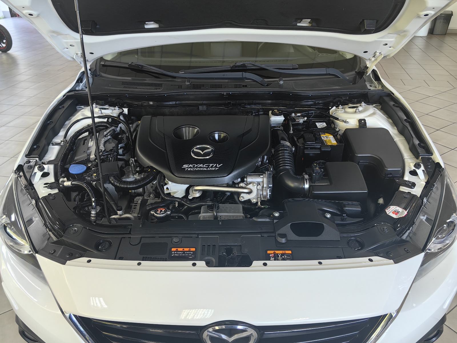 MAZDA 3 1.5 DIZEL*CD105*120.Tkm SERVISNA*2016.god*NAVI*KAMERA*JAMSTVO, fotografija 9