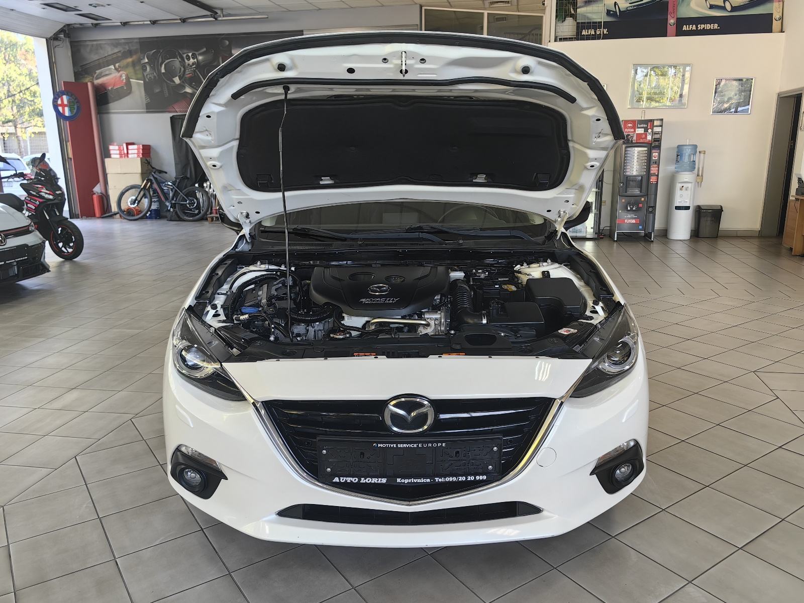 MAZDA 3 1.5 DIZEL*CD105*120.Tkm SERVISNA*2016.god*NAVI*KAMERA*JAMSTVO, fotografija 8