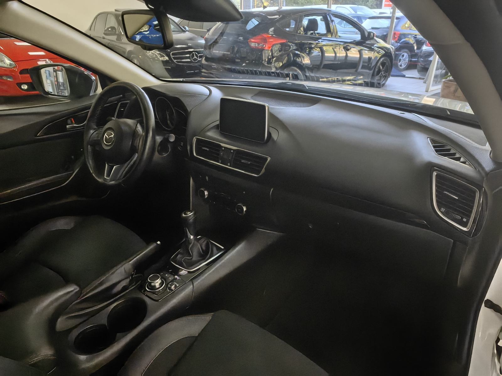 MAZDA 3 1.5 DIZEL*CD105*120.Tkm SERVISNA*2016.god*NAVI*KAMERA*JAMSTVO, fotografija 16