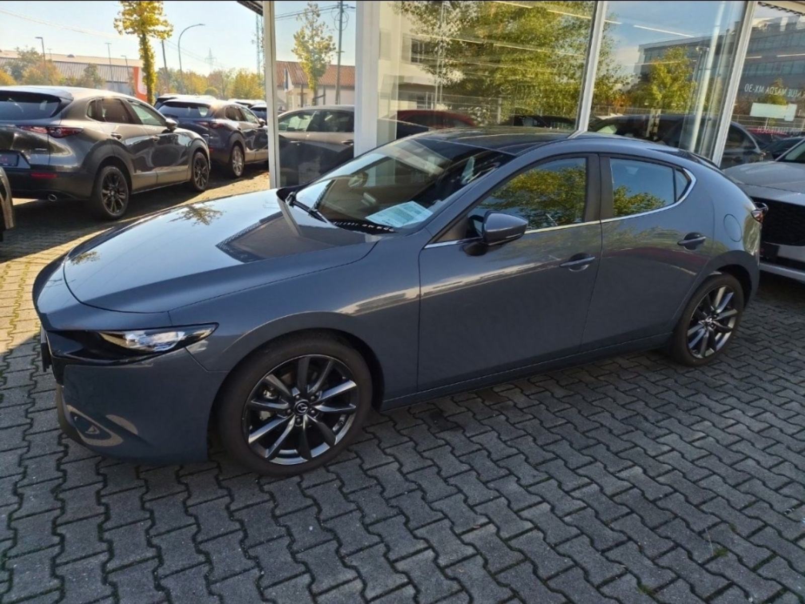 Mazda 3 G120 36TKM,SERV.,NAVI.,LED,ALU.,PDC,KAM.,AUDIO SYSTEM,SPORT, fotografija 1