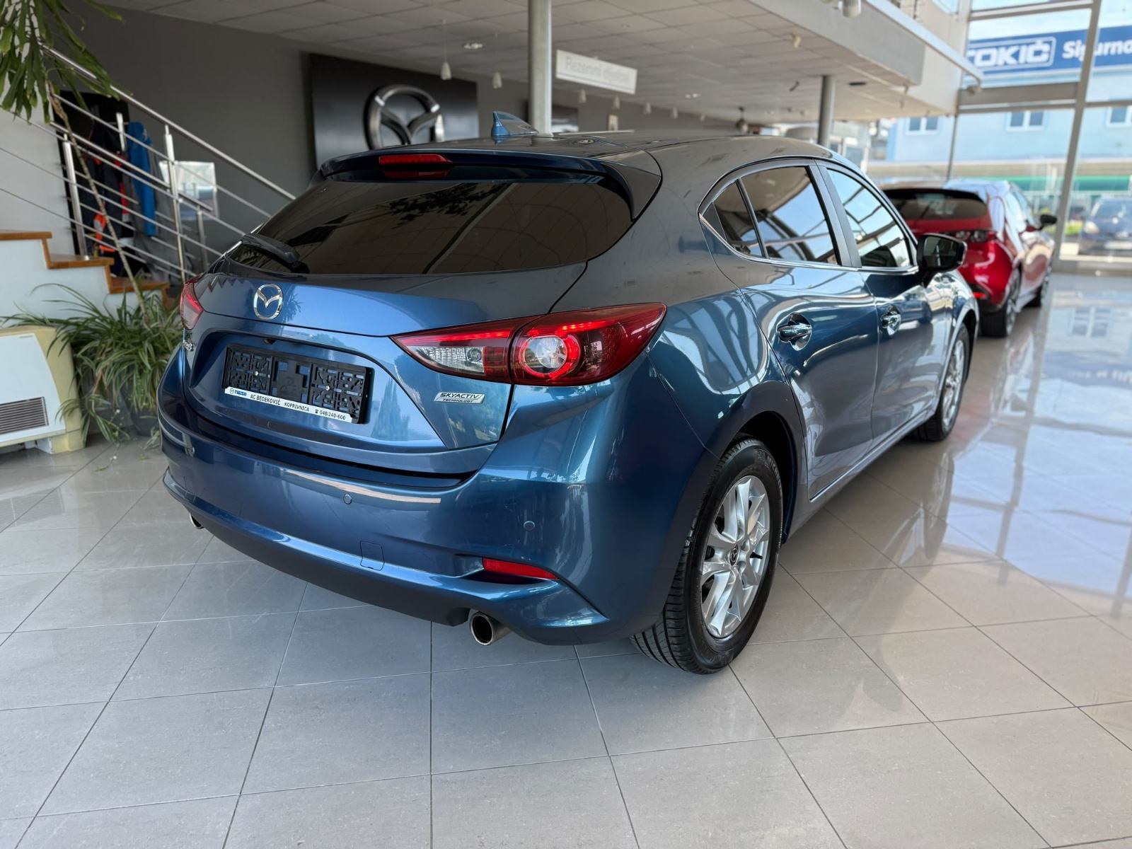 Mazda 3 G120 REVOLUTION NAVI KAMERA PARKIRNI SERVISNA, fotografija 7
