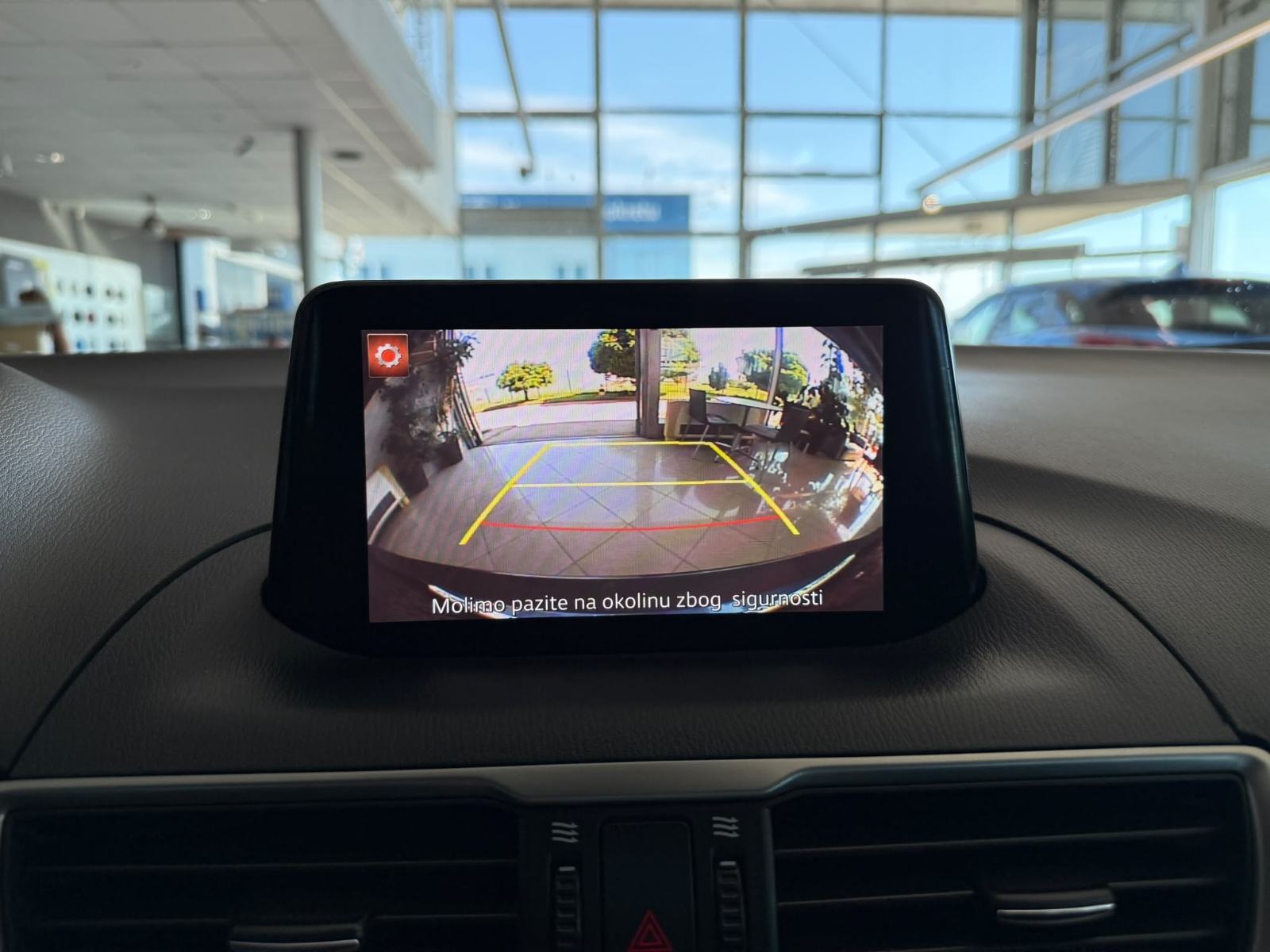 Mazda 3 G120 REVOLUTION NAVI KAMERA PARKIRNI SERVISNA, fotografija 20